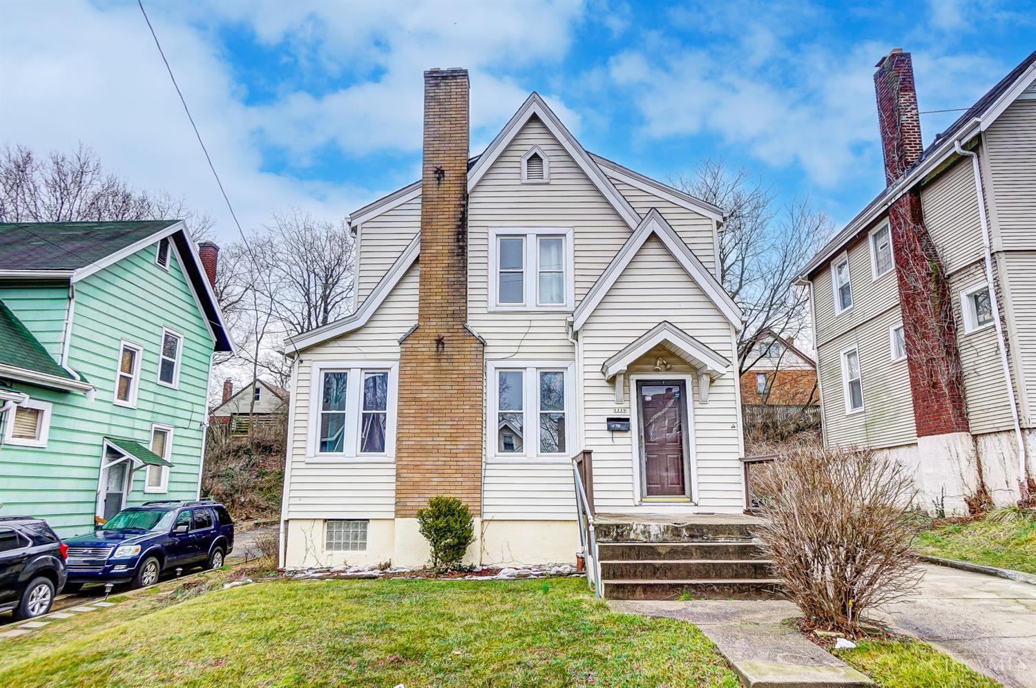 1118 Fairbanks Avenue