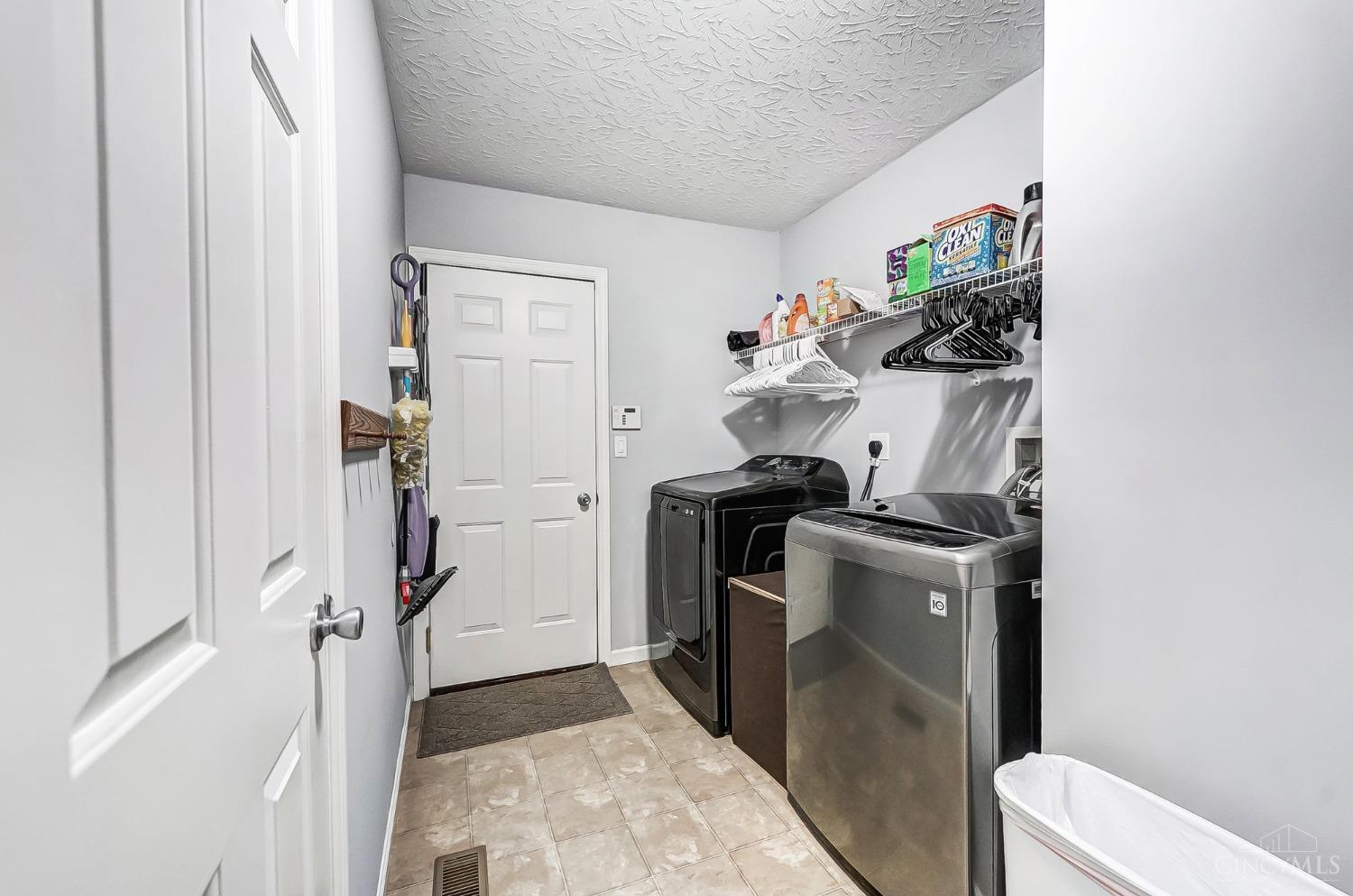 6141 Driftwood Court