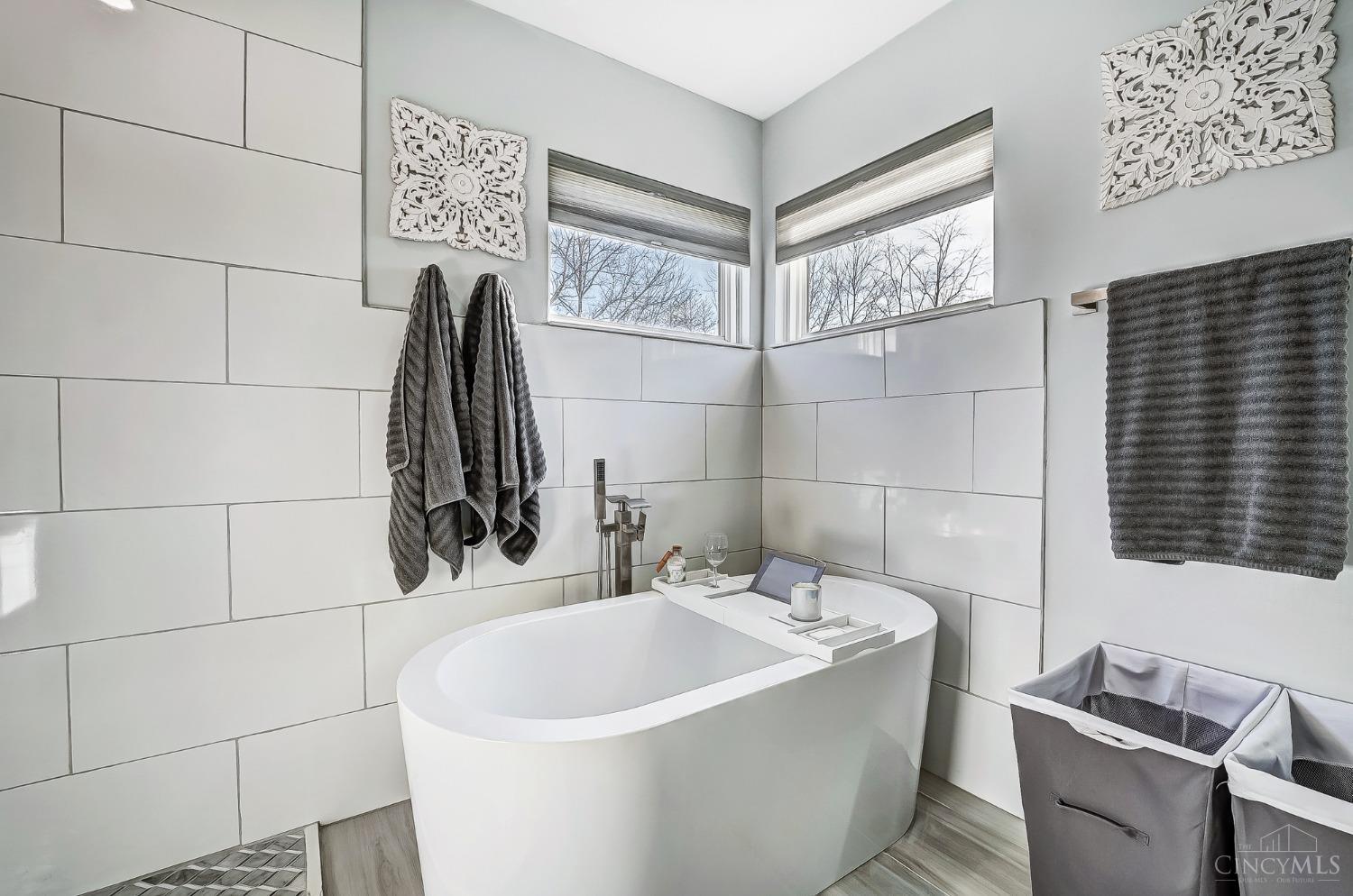 6141 Driftwood Court