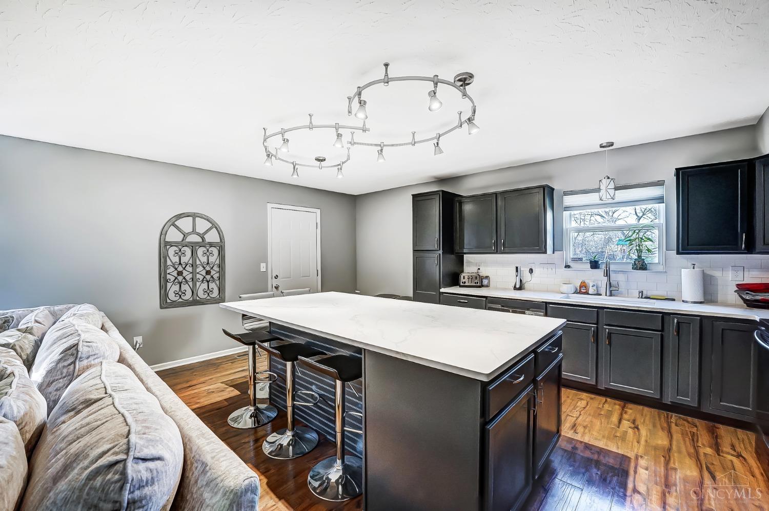 6141 Driftwood Court