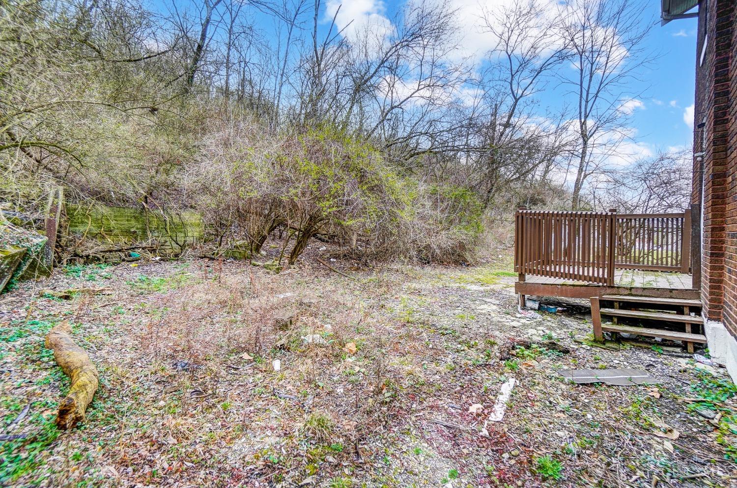 3087 Moosewood Avenue