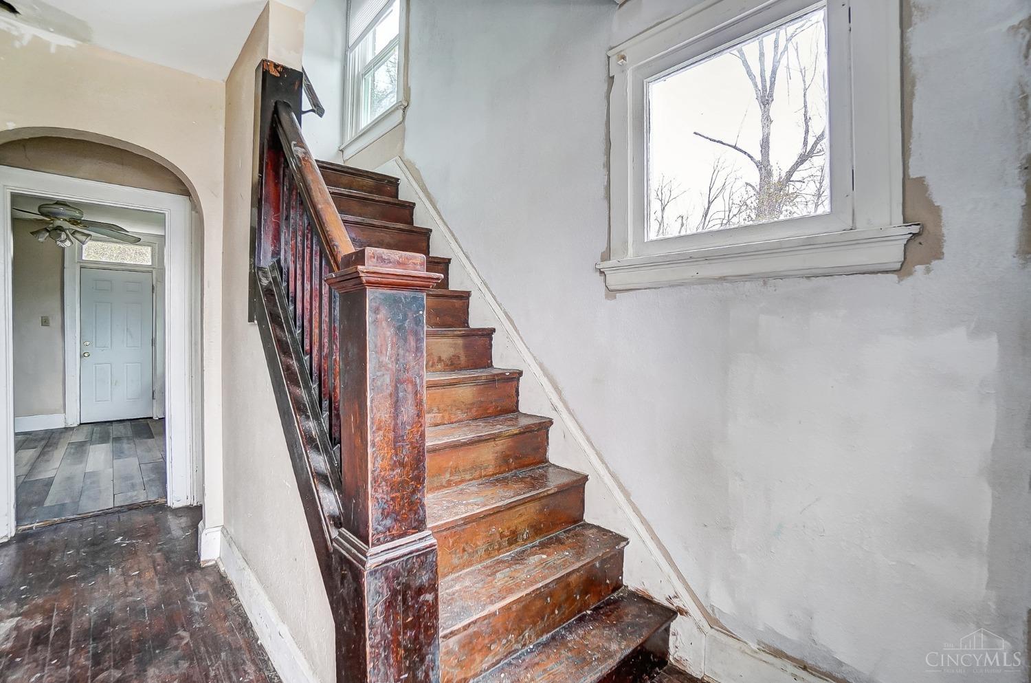 3087 Moosewood Avenue