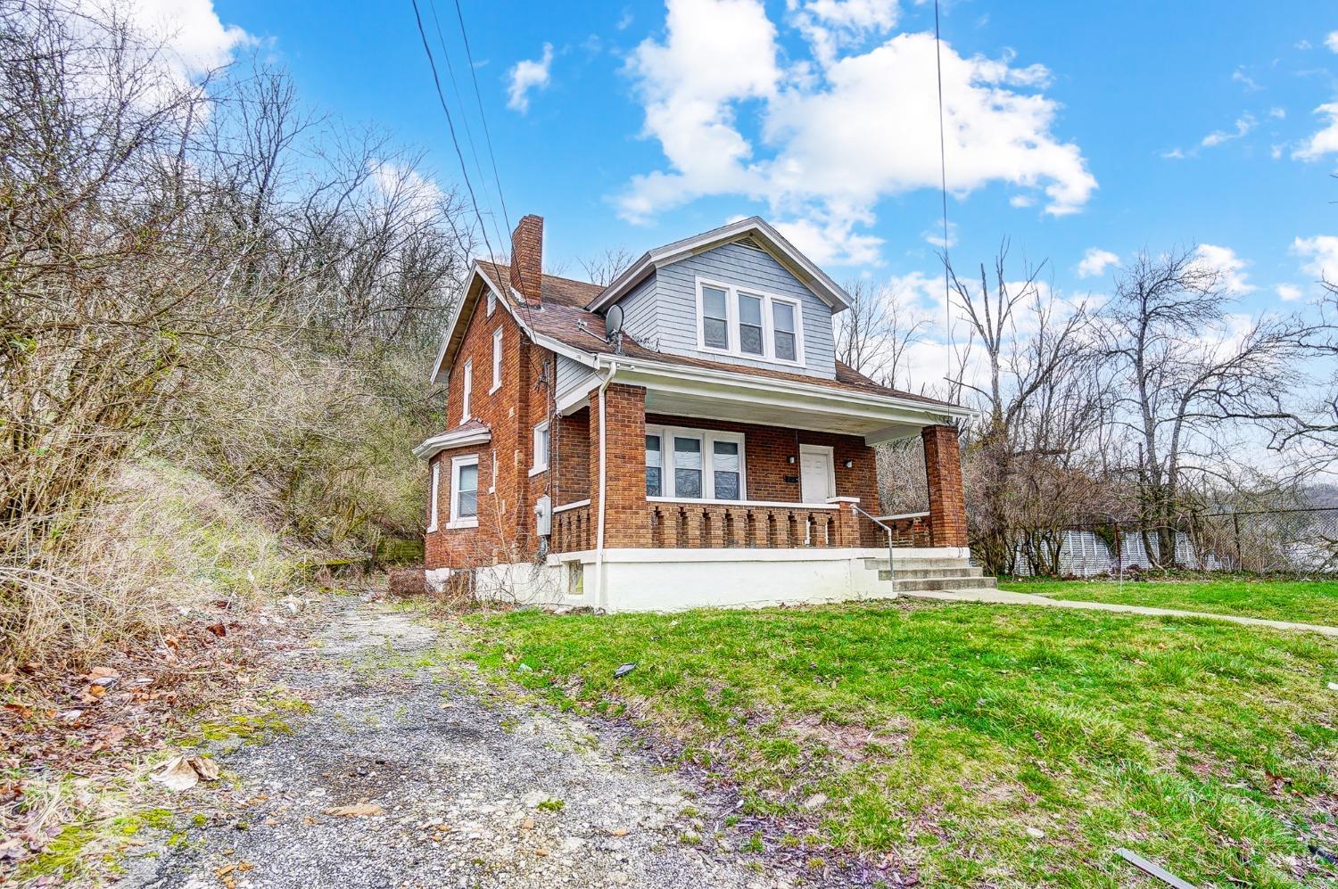 3087 Moosewood Avenue