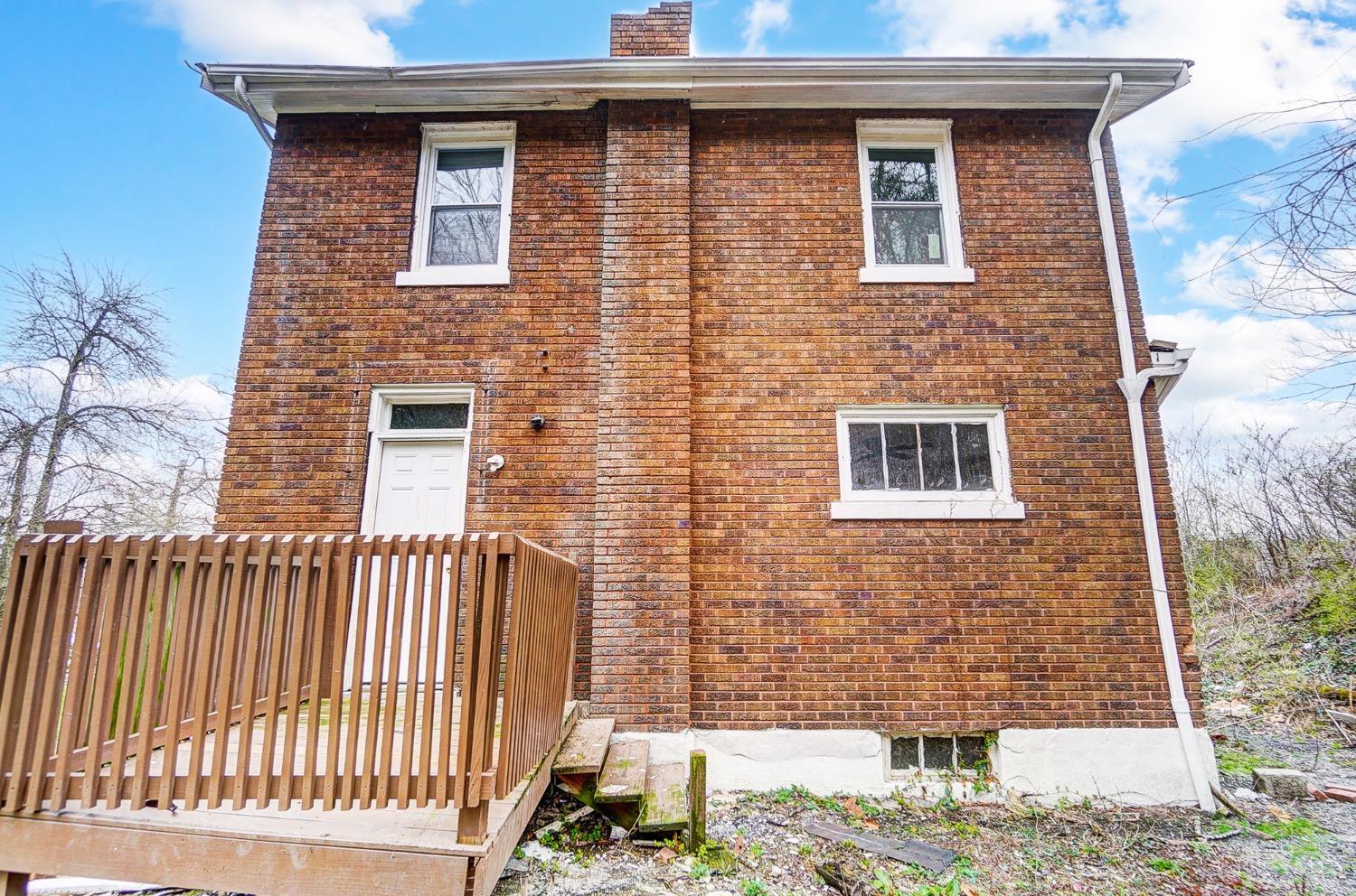 3087 Moosewood Avenue