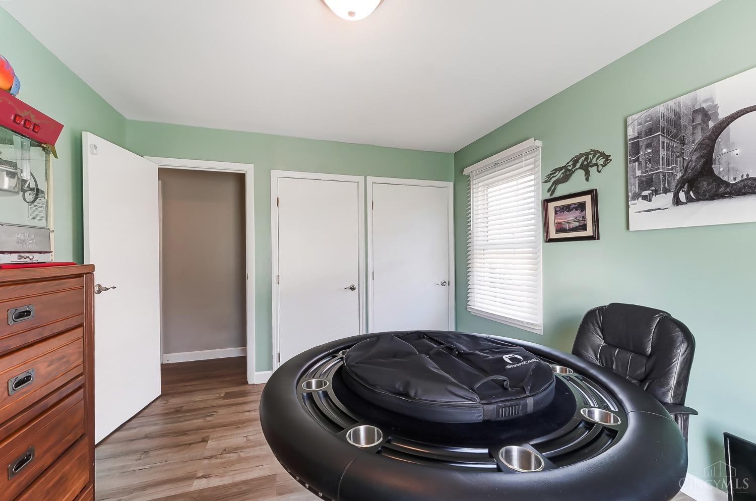 943 Brookcrest Drive