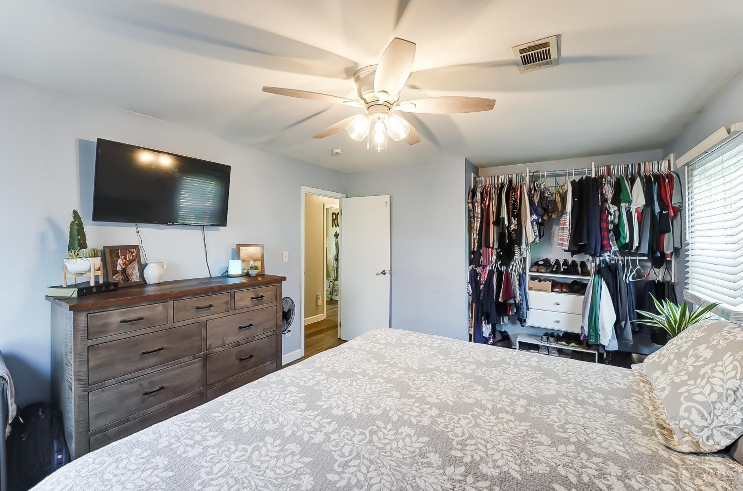 943 Brookcrest Drive