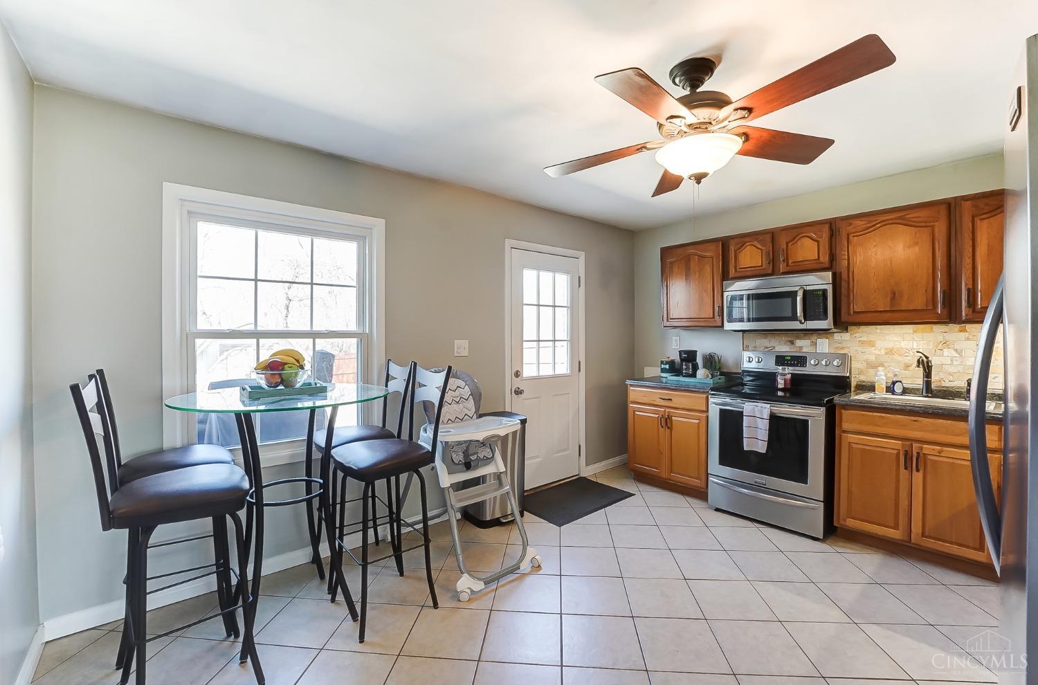 943 Brookcrest Drive