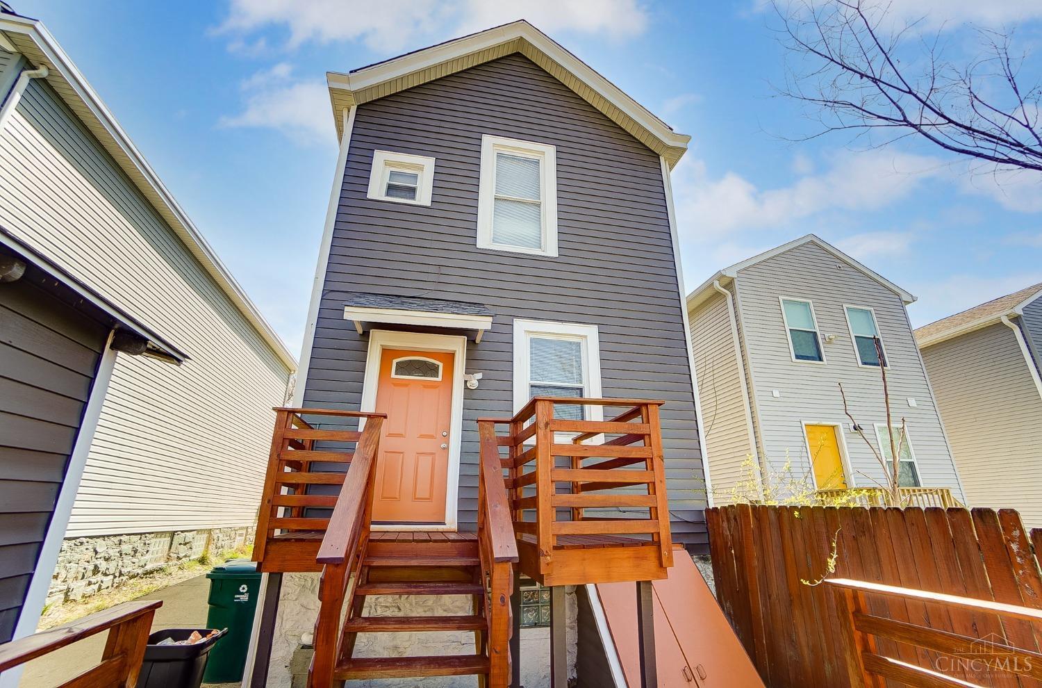 1648 Jonathan Avenue