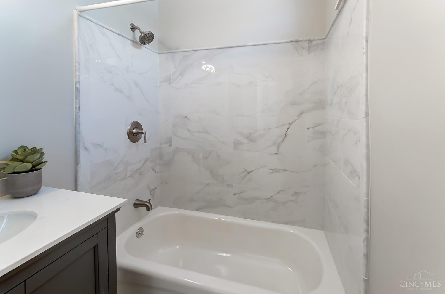 1648 Jonathan Avenue