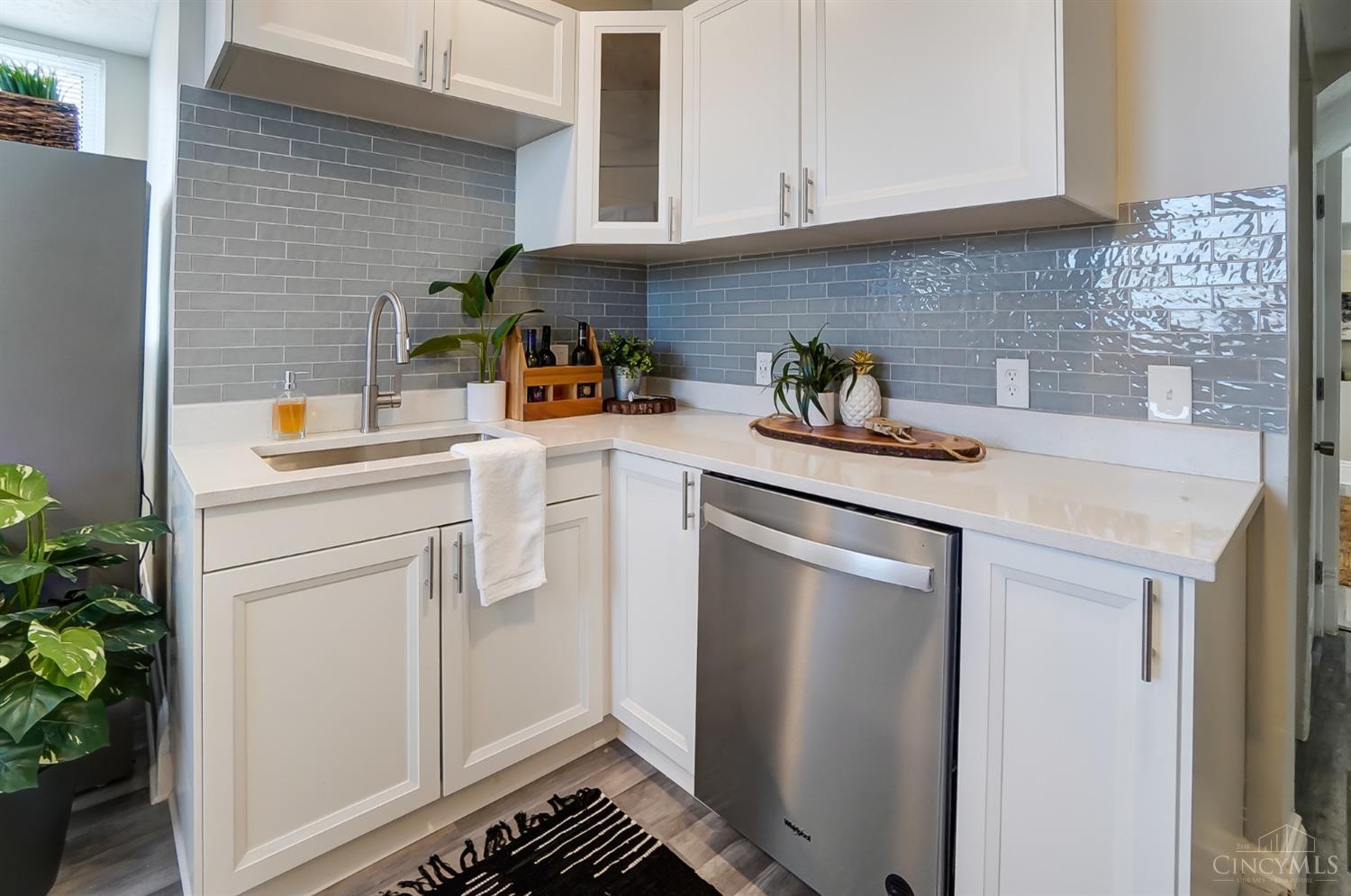 1648 Jonathan Avenue