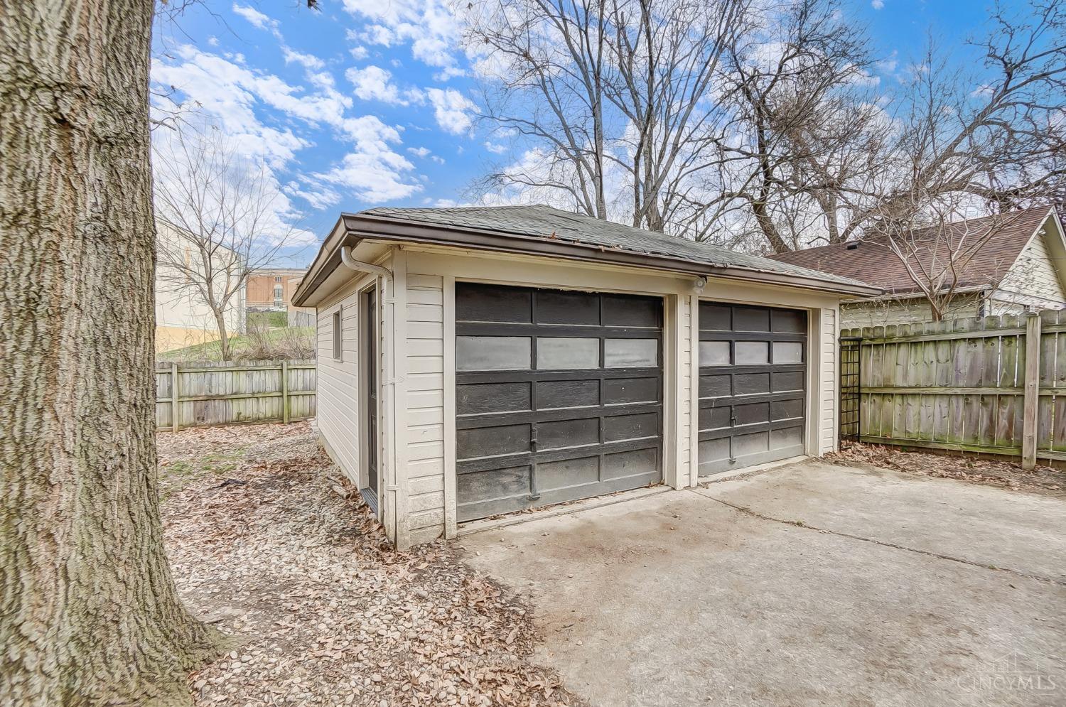 52 E Mitchell Avenue