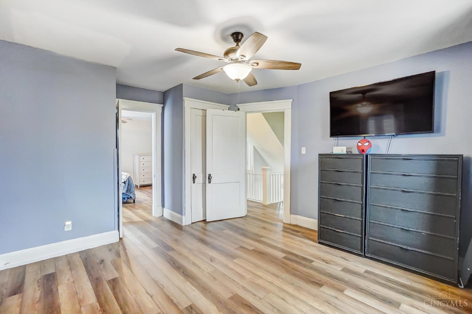 52 E Mitchell Avenue