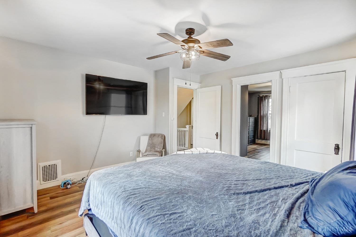 52 E Mitchell Avenue