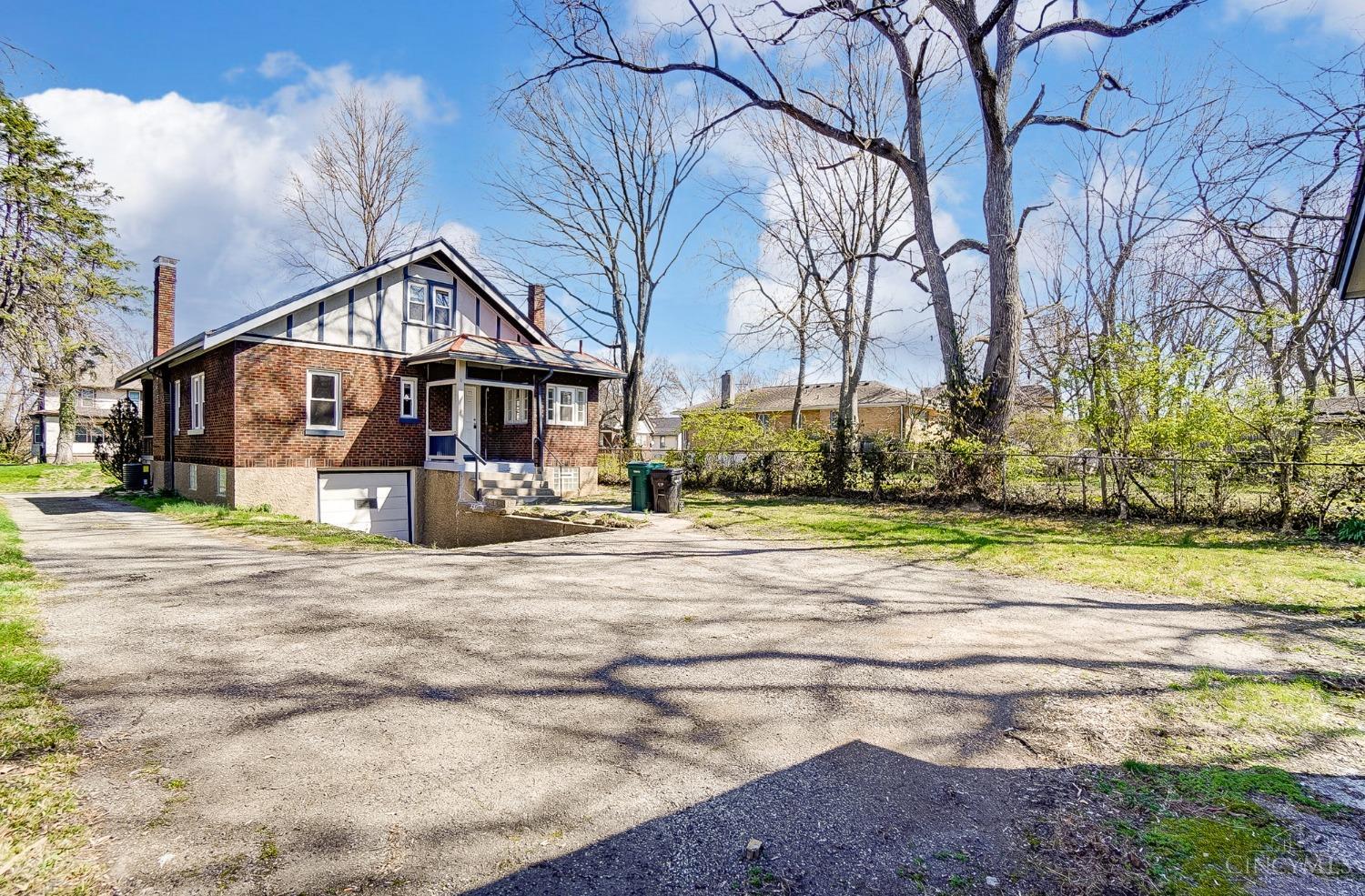 1635 California Avenue