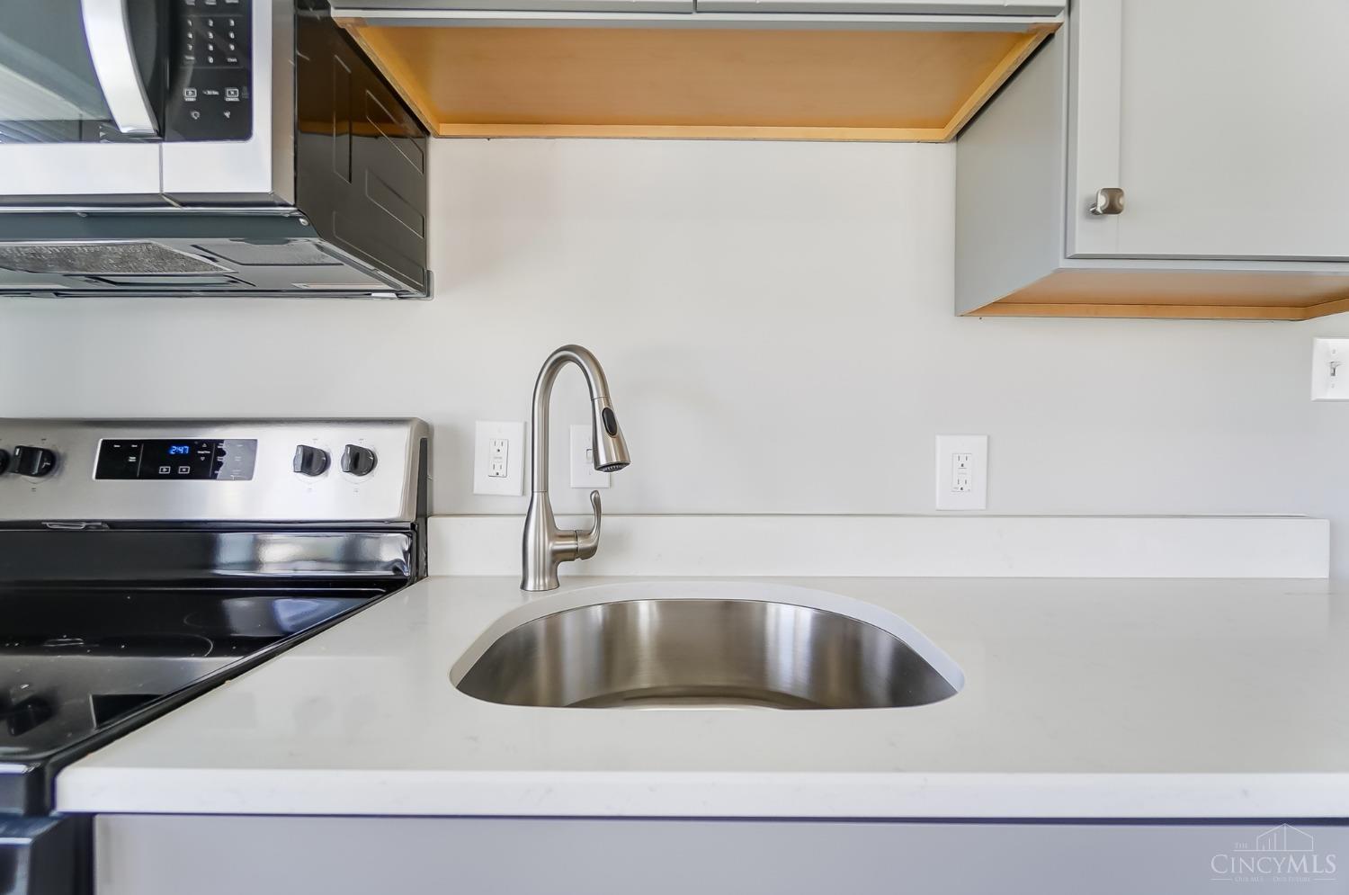 1635 California Avenue