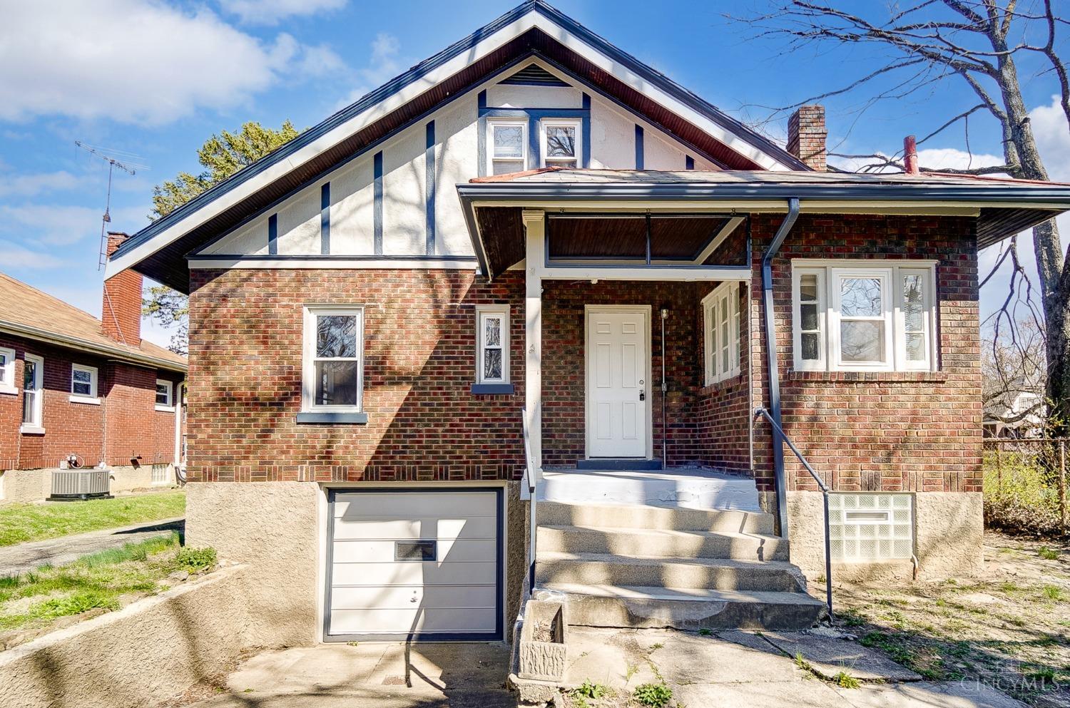 1635 California Avenue