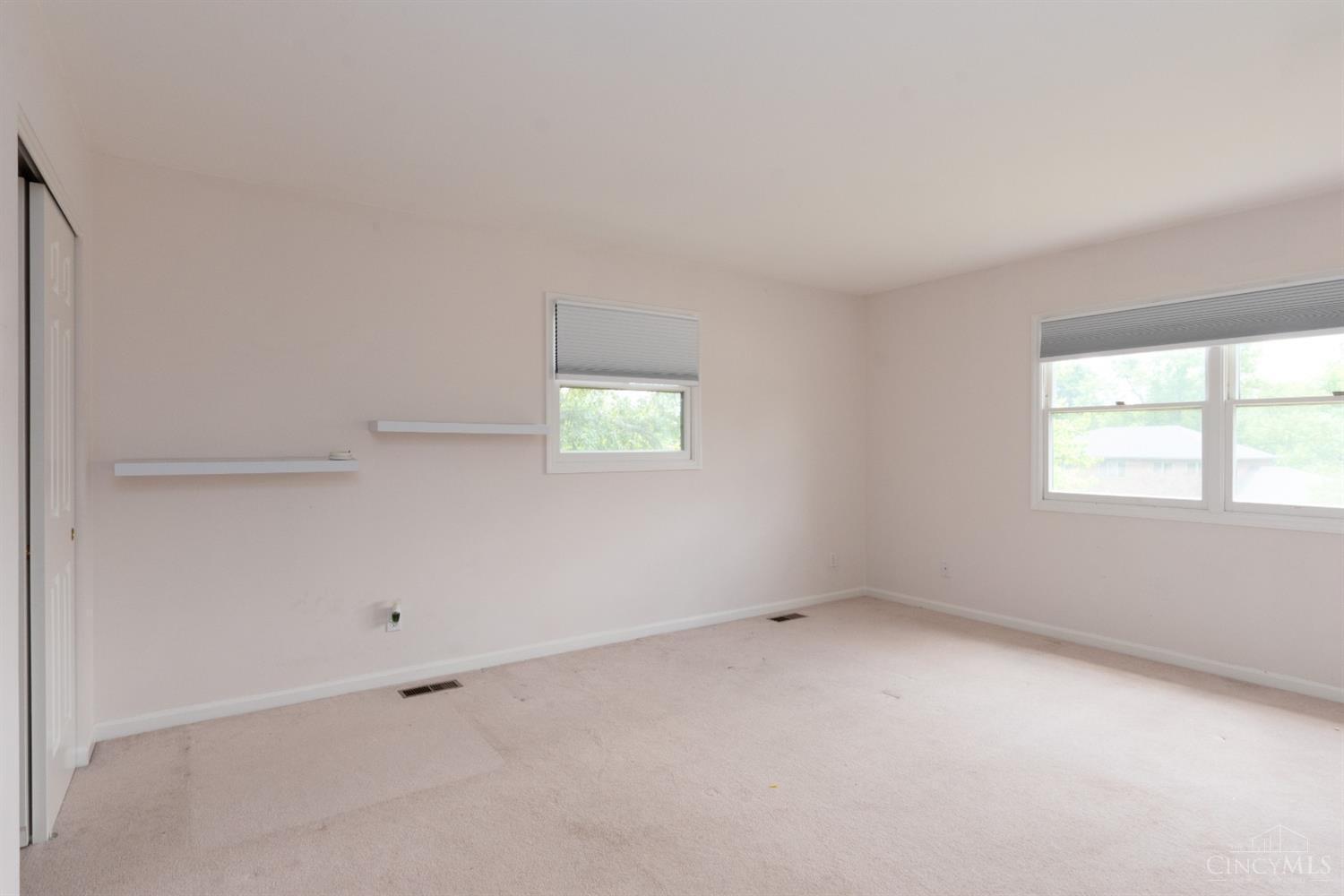 9426 Bainwoods Drive