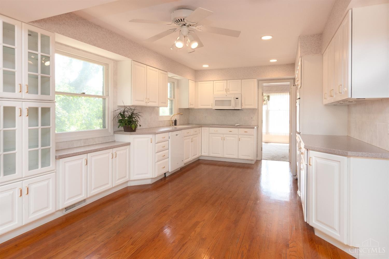 9426 Bainwoods Drive