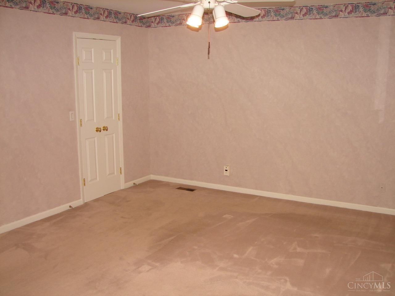 9426 Bainwoods Drive