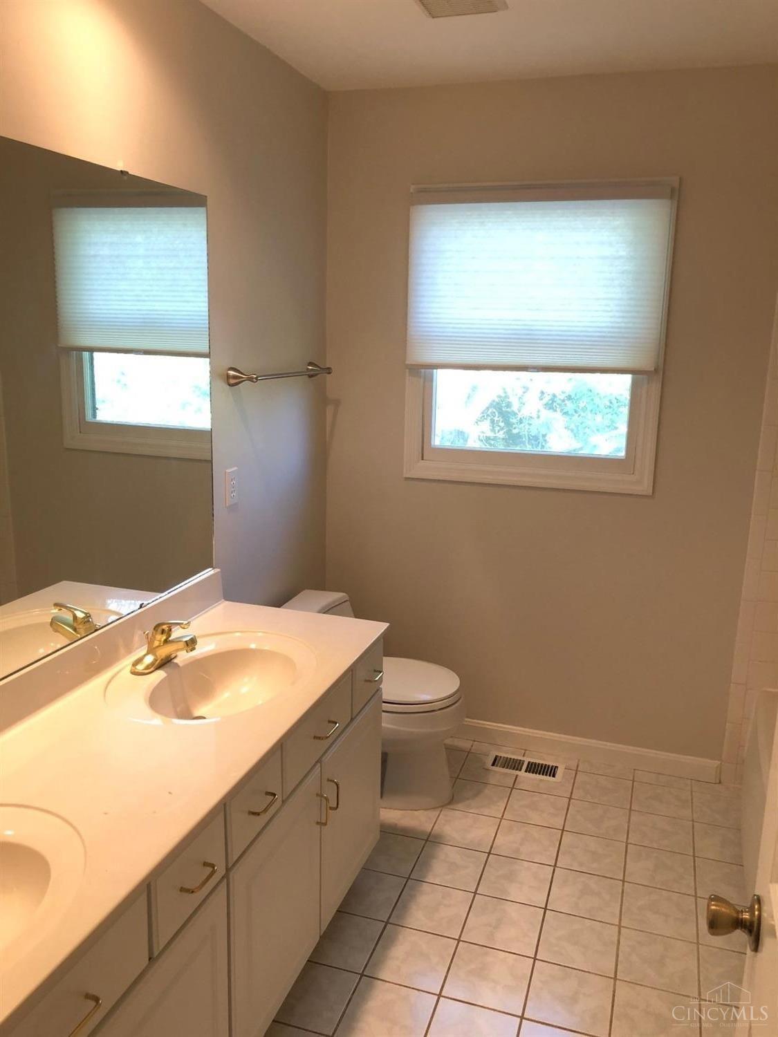 9426 Bainwoods Drive