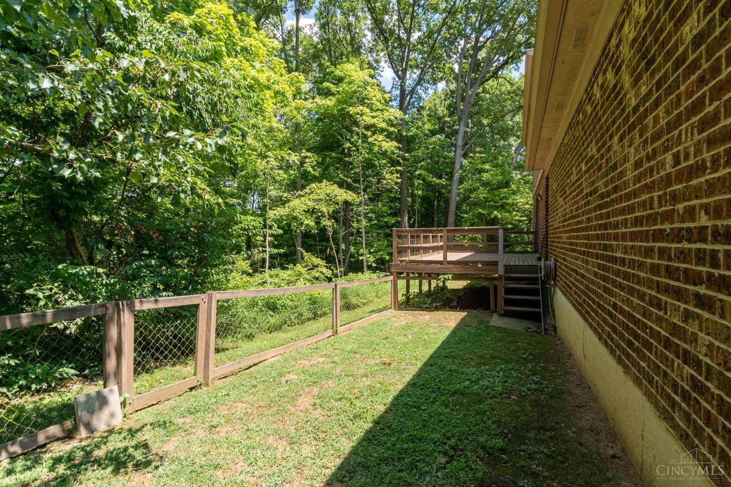 9426 Bainwoods Drive