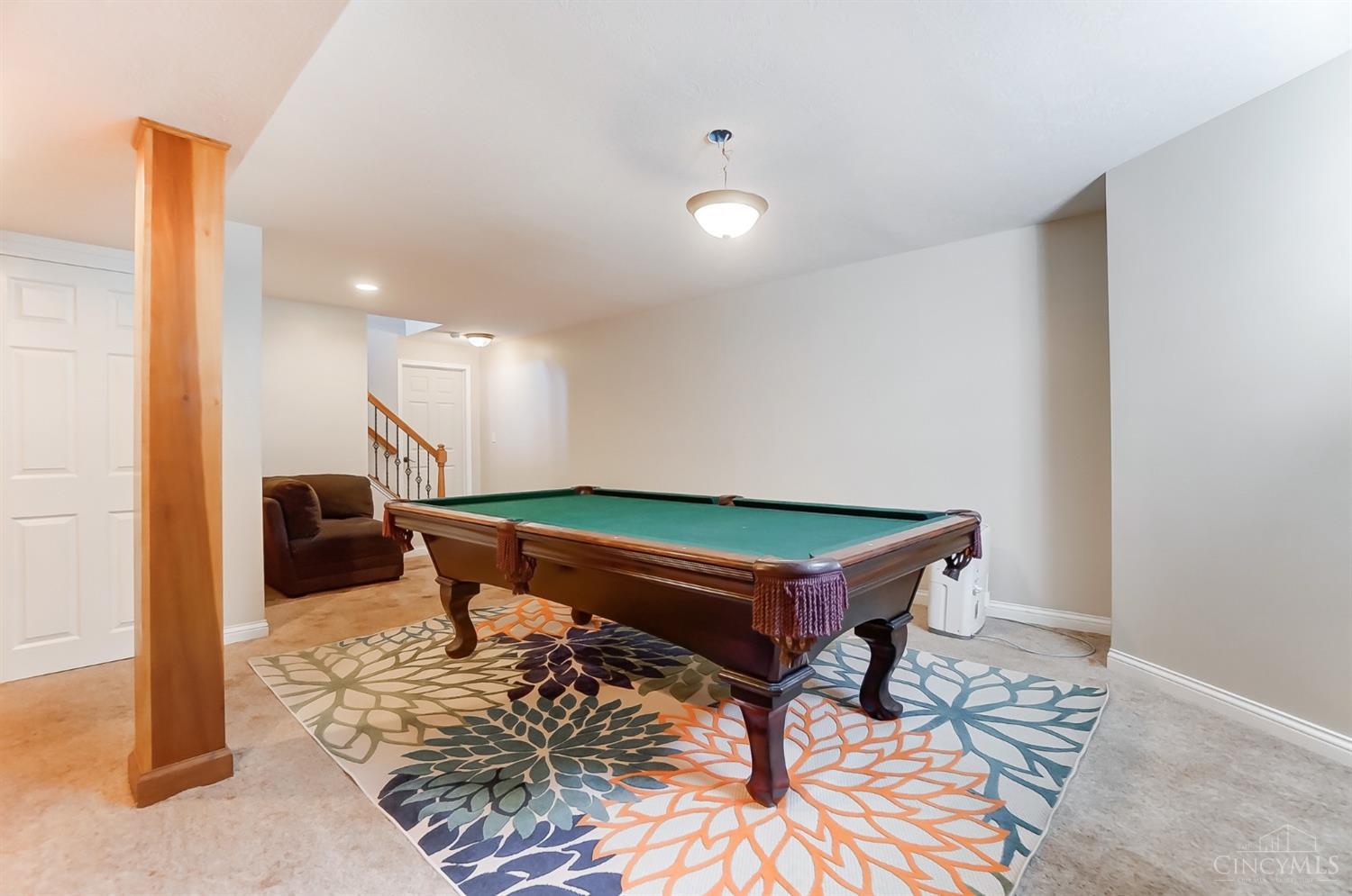 115 W Waterbury Drive