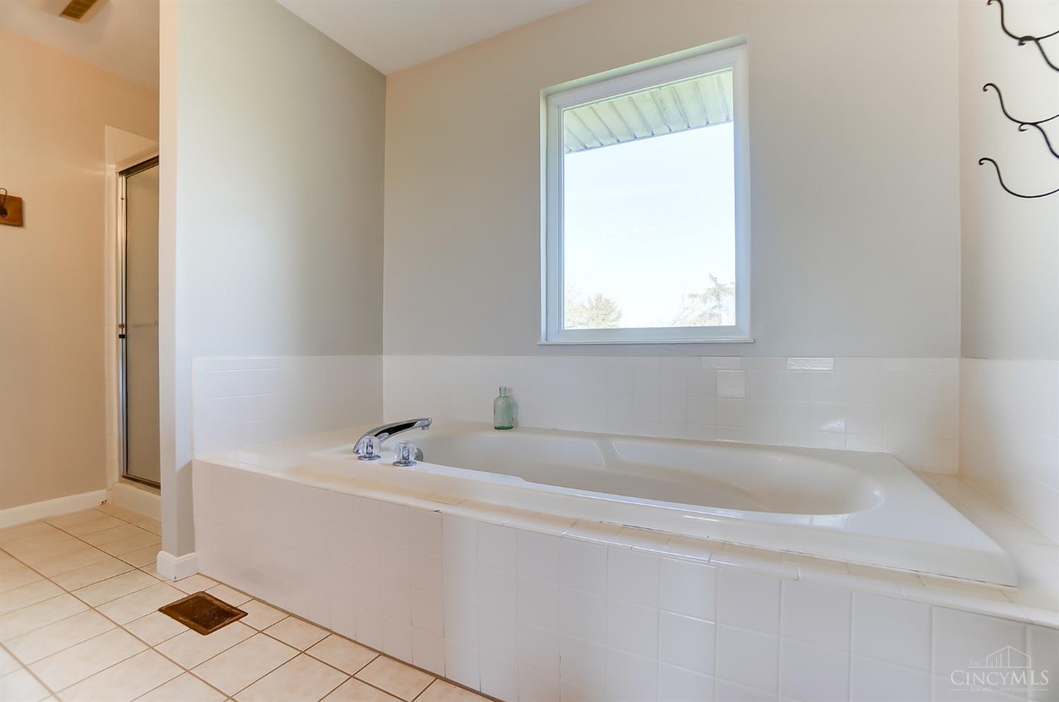 115 W Waterbury Drive