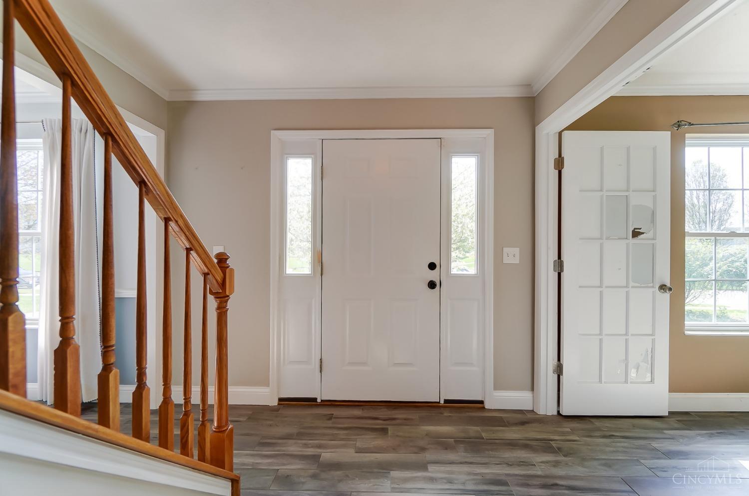 115 W Waterbury Drive