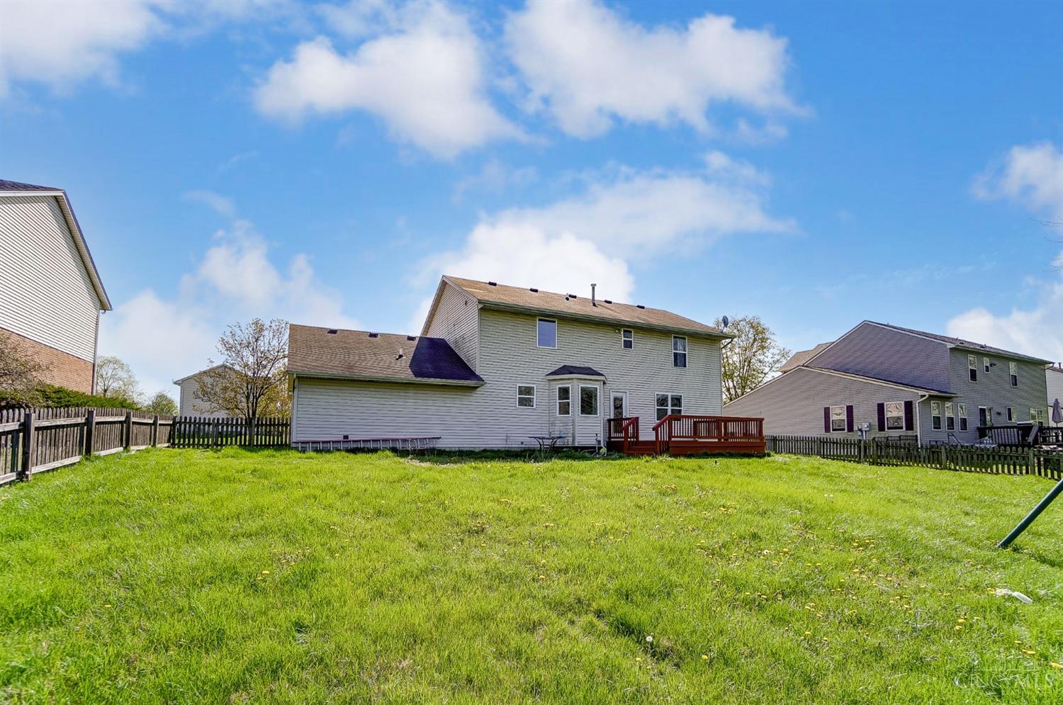 115 W Waterbury Drive