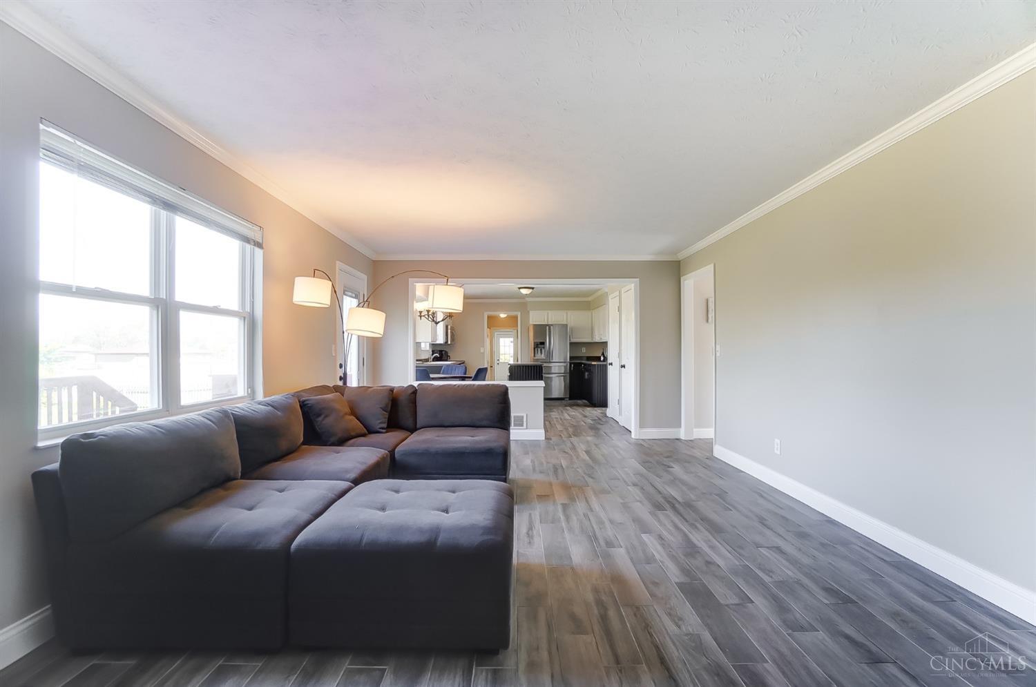 115 W Waterbury Drive