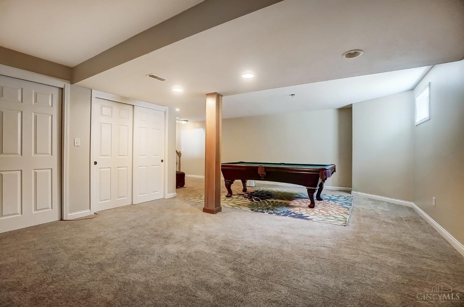 115 W Waterbury Drive