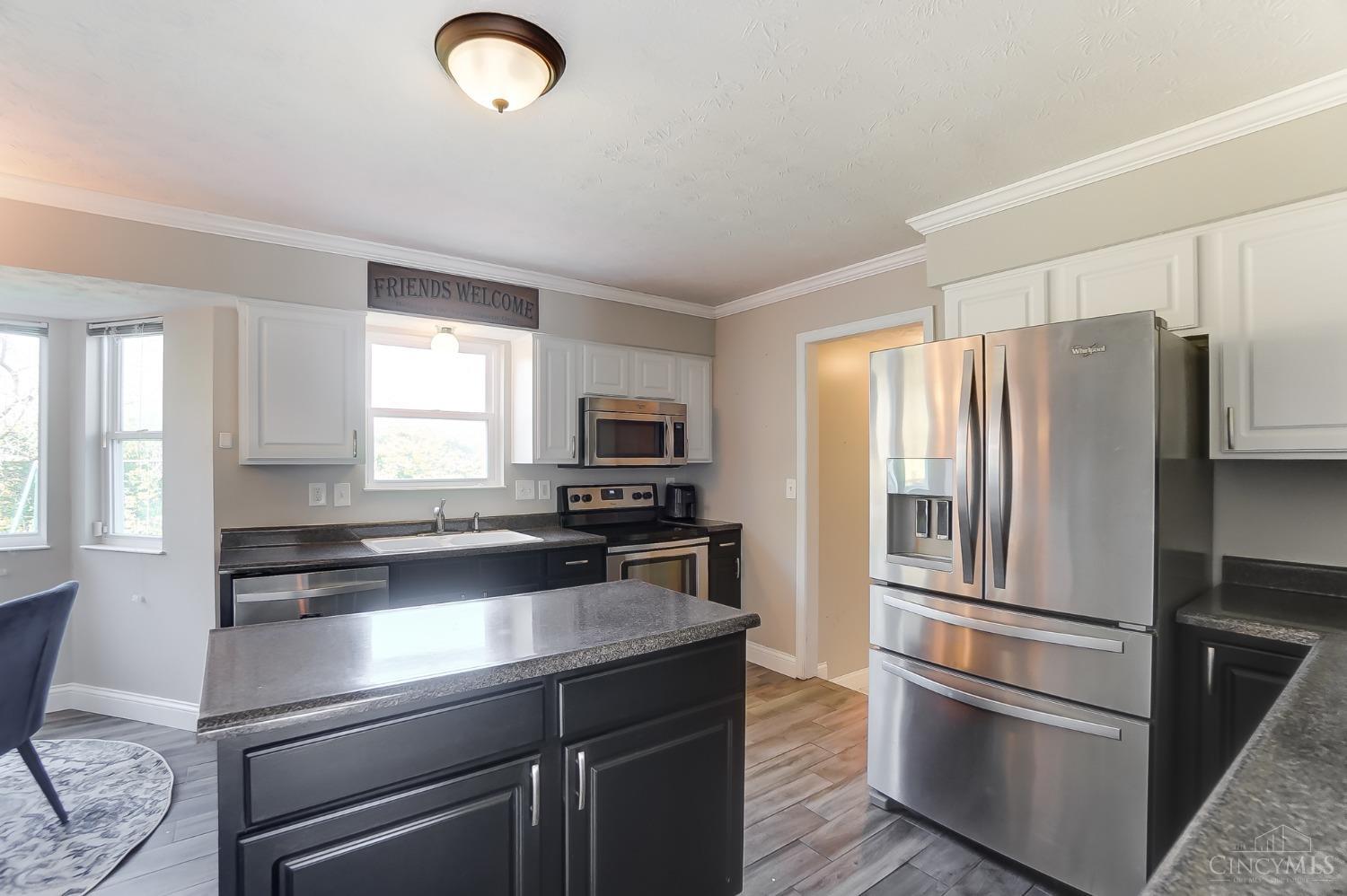 115 W Waterbury Drive