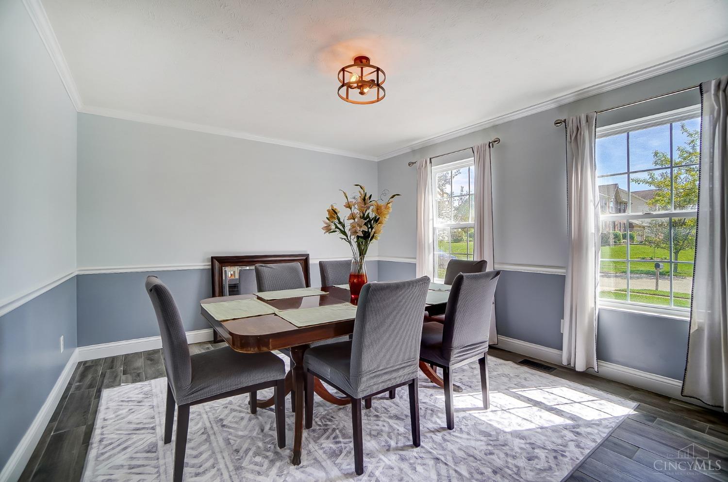 115 W Waterbury Drive