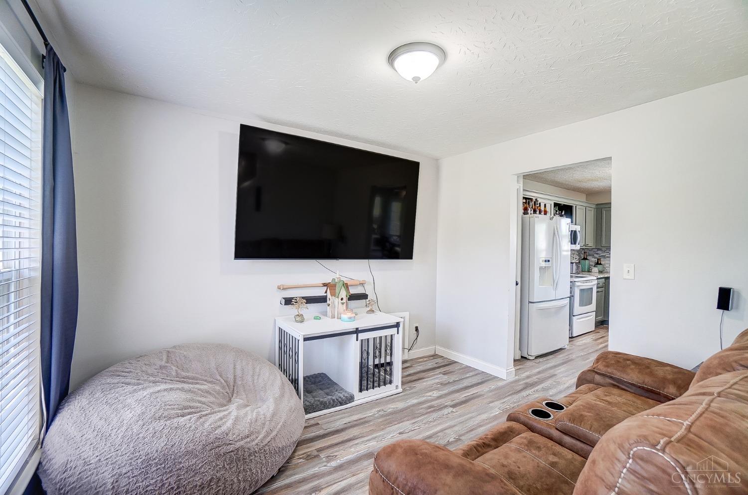 130 Lakeview Drive