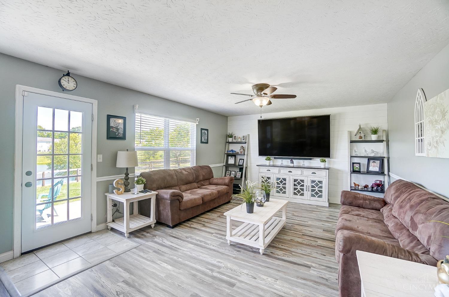 130 Lakeview Drive