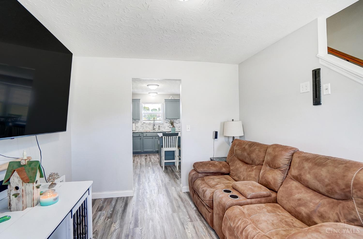 130 Lakeview Drive