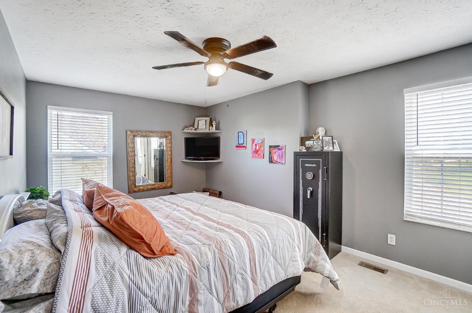 130 Lakeview Drive
