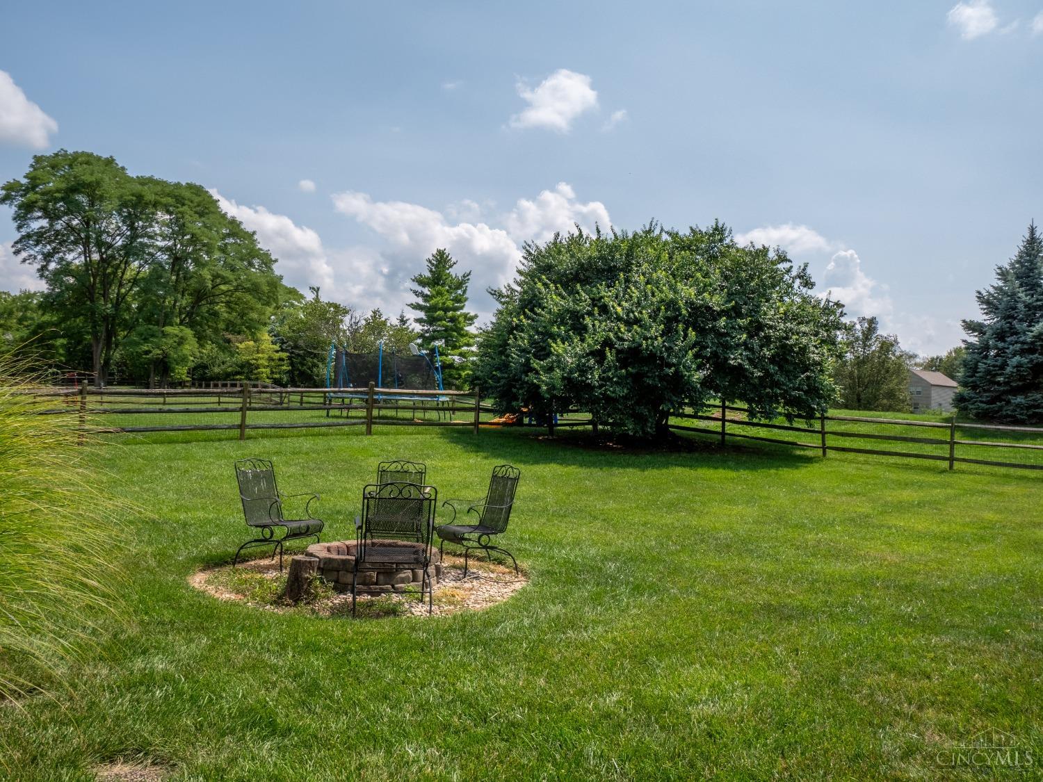 5409 Fallen Timbers Drive