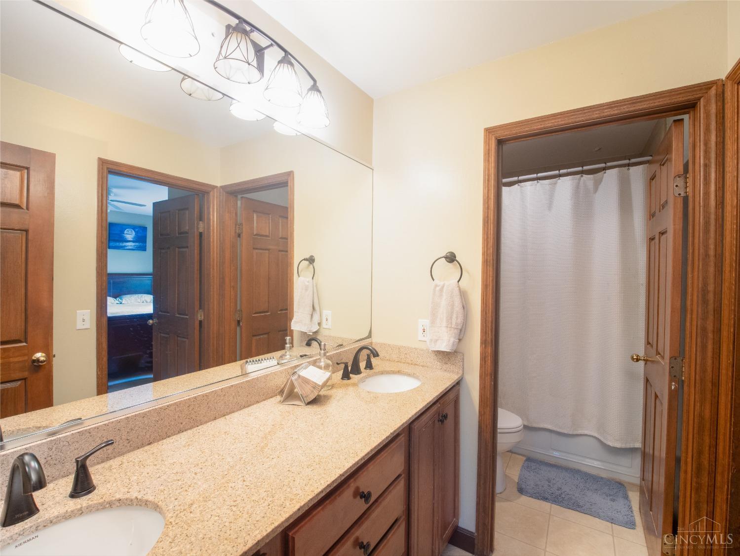 5409 Fallen Timbers Drive