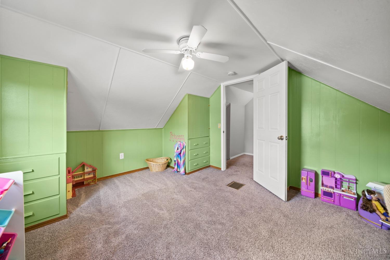 1044 Morado Drive