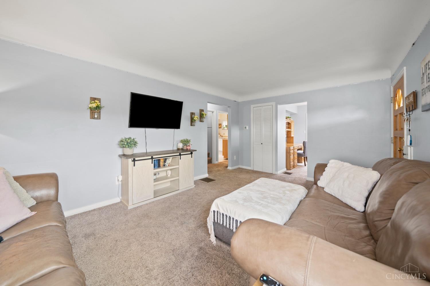 1044 Morado Drive