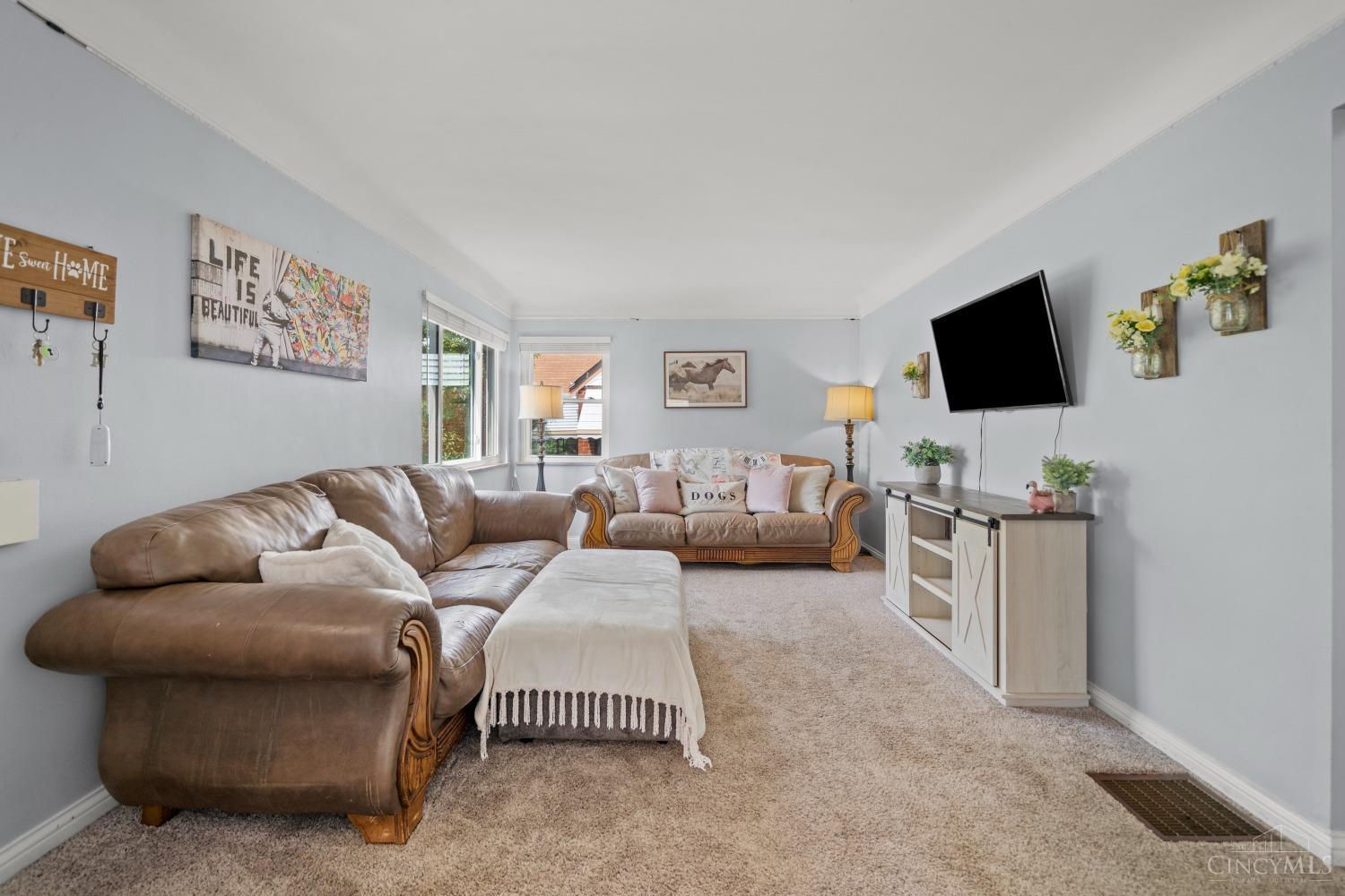 1044 Morado Drive