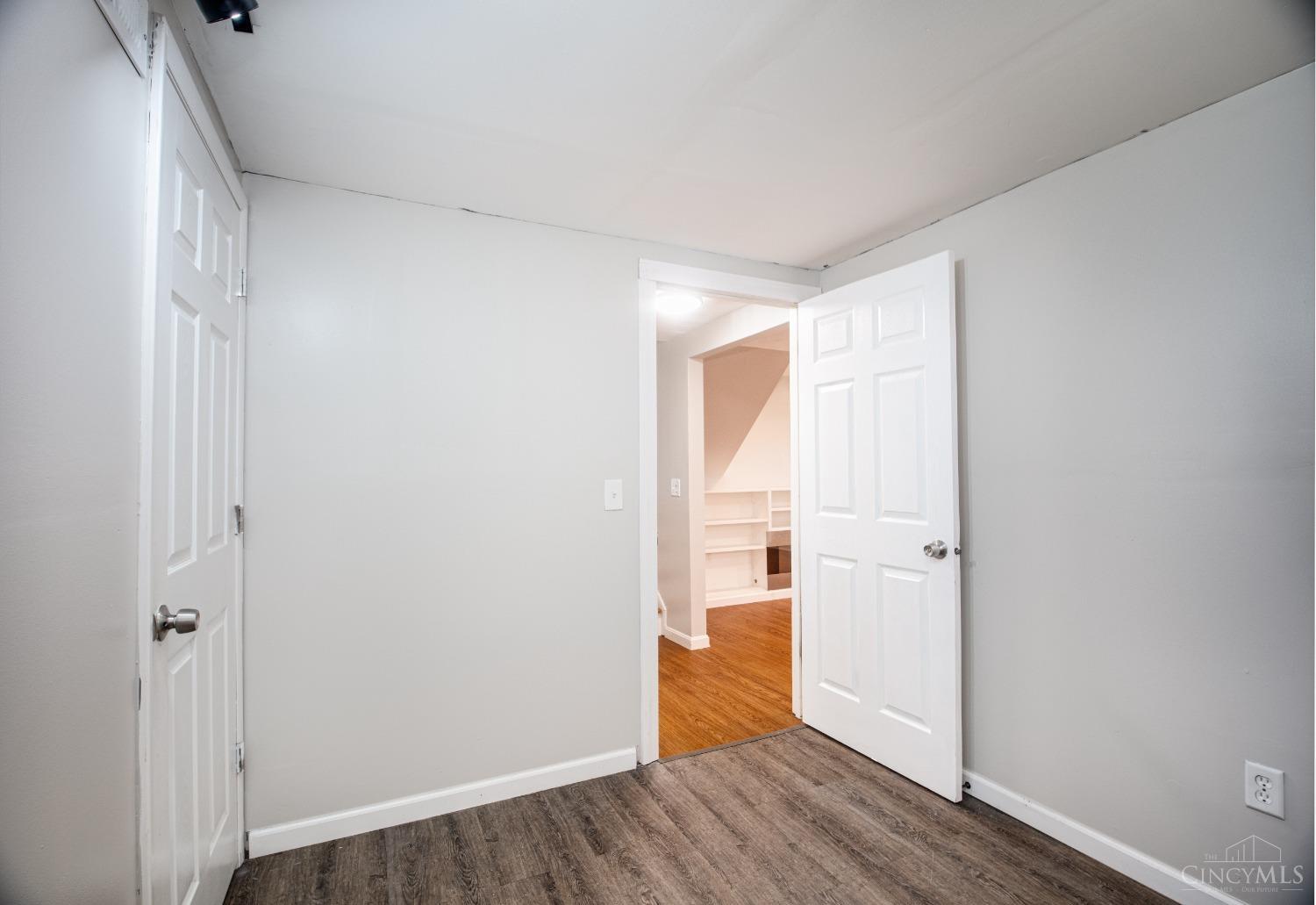 2446 Bracebridge Drive