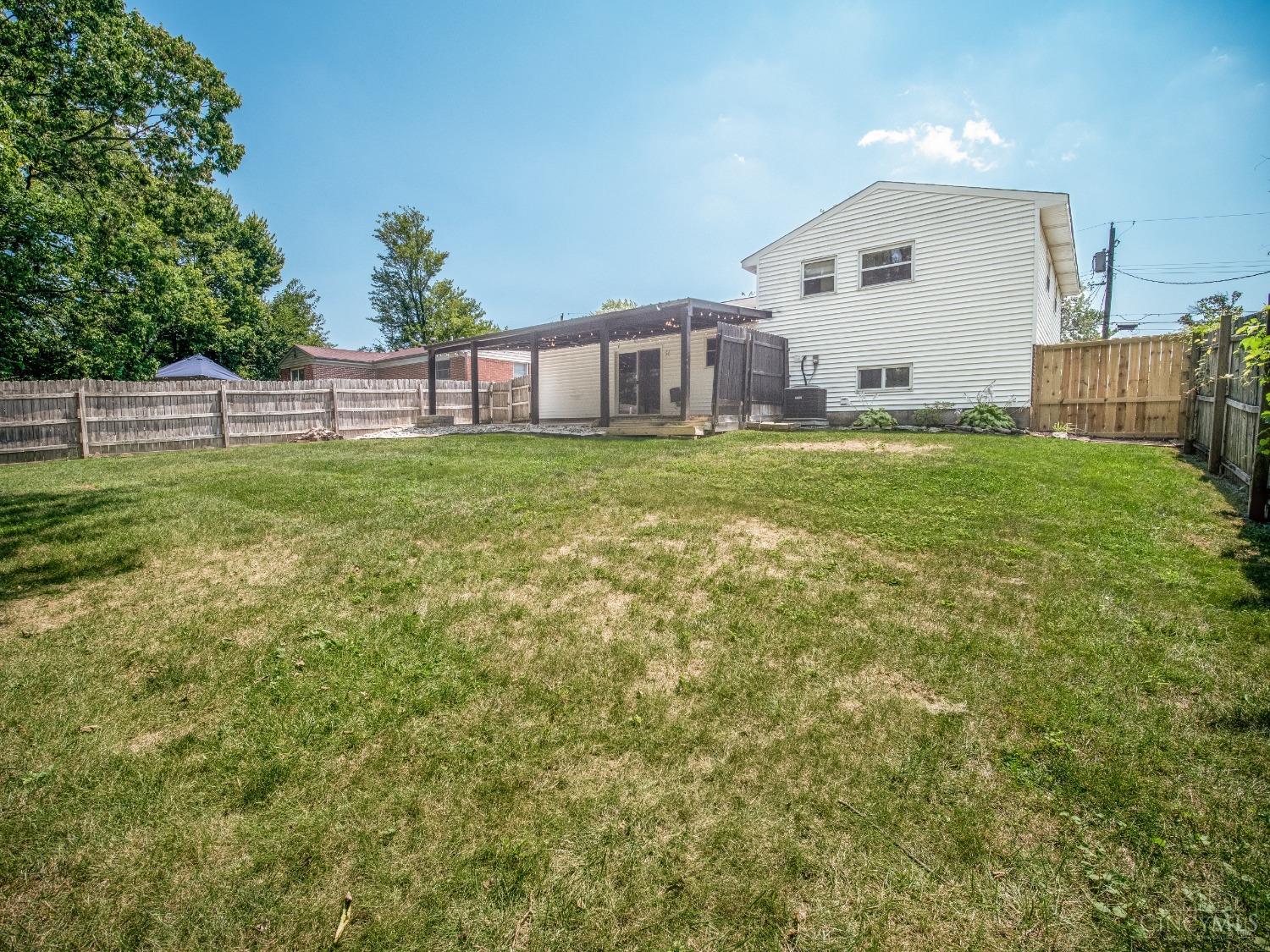 2446 Bracebridge Drive