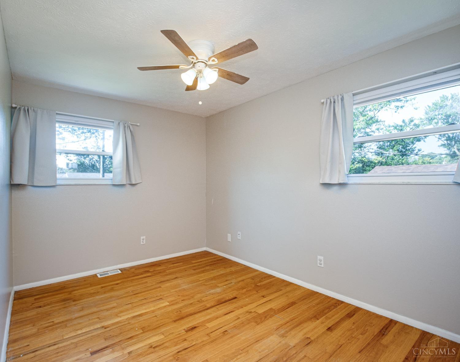 2446 Bracebridge Drive