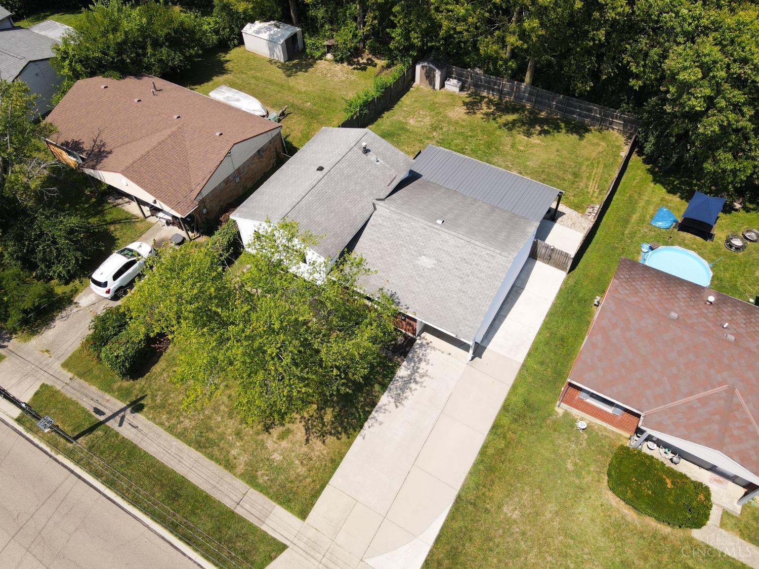 2446 Bracebridge Drive