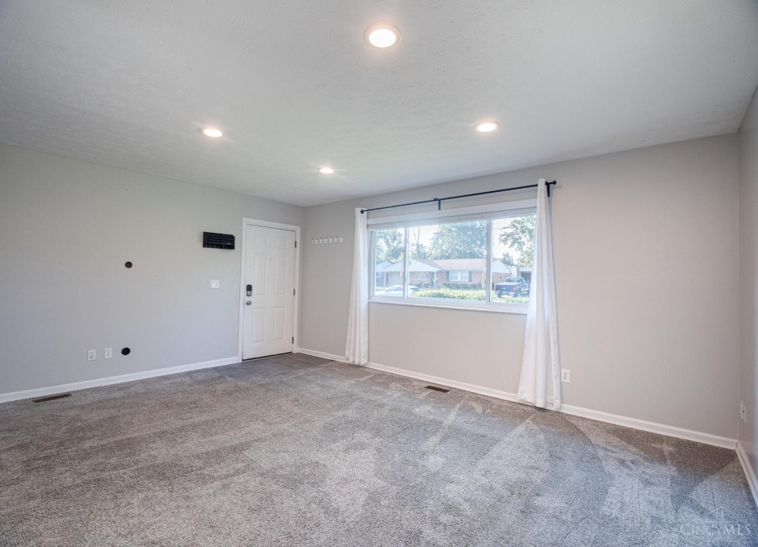 2446 Bracebridge Drive