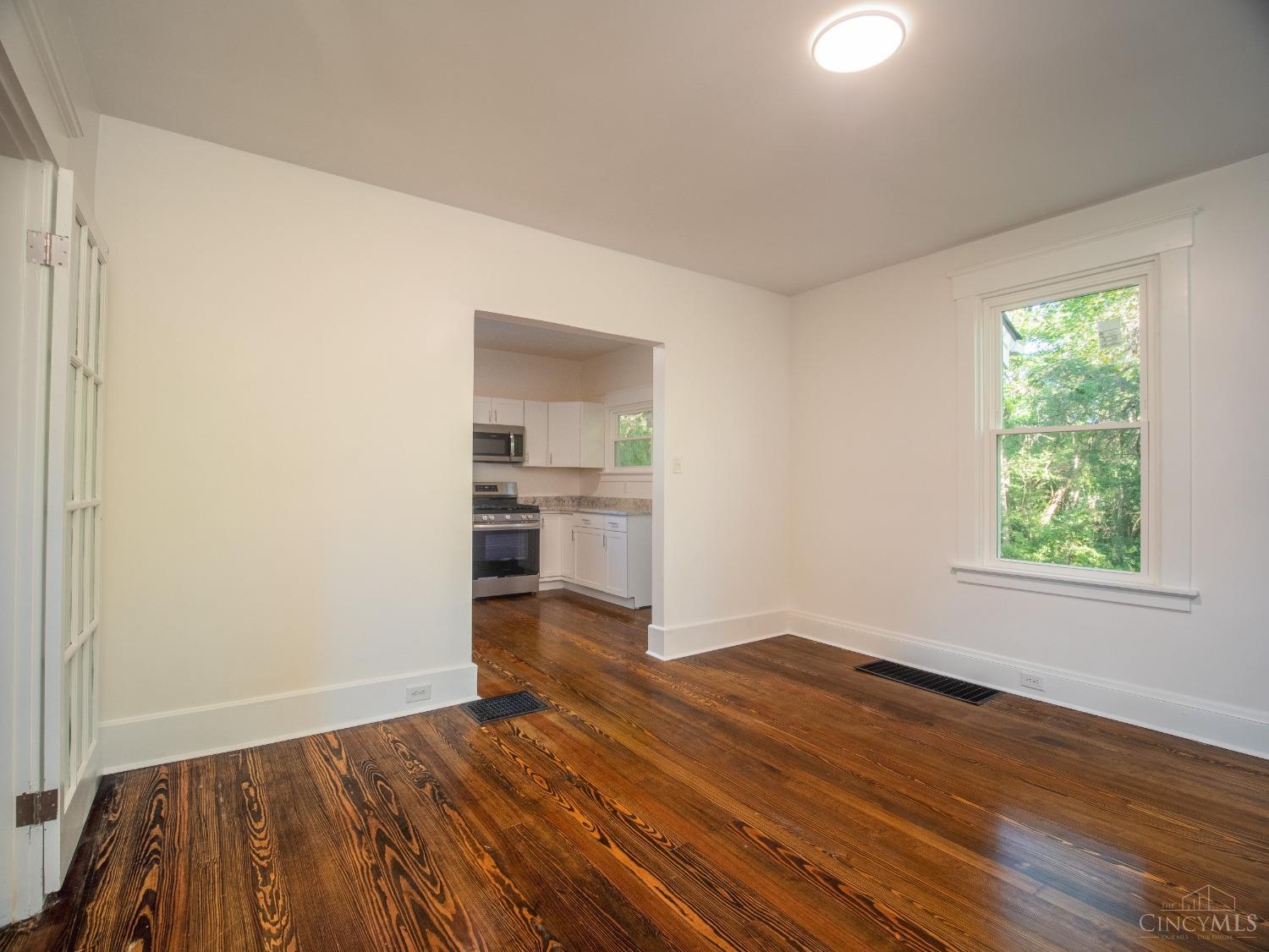 1128 Cedar Avenue