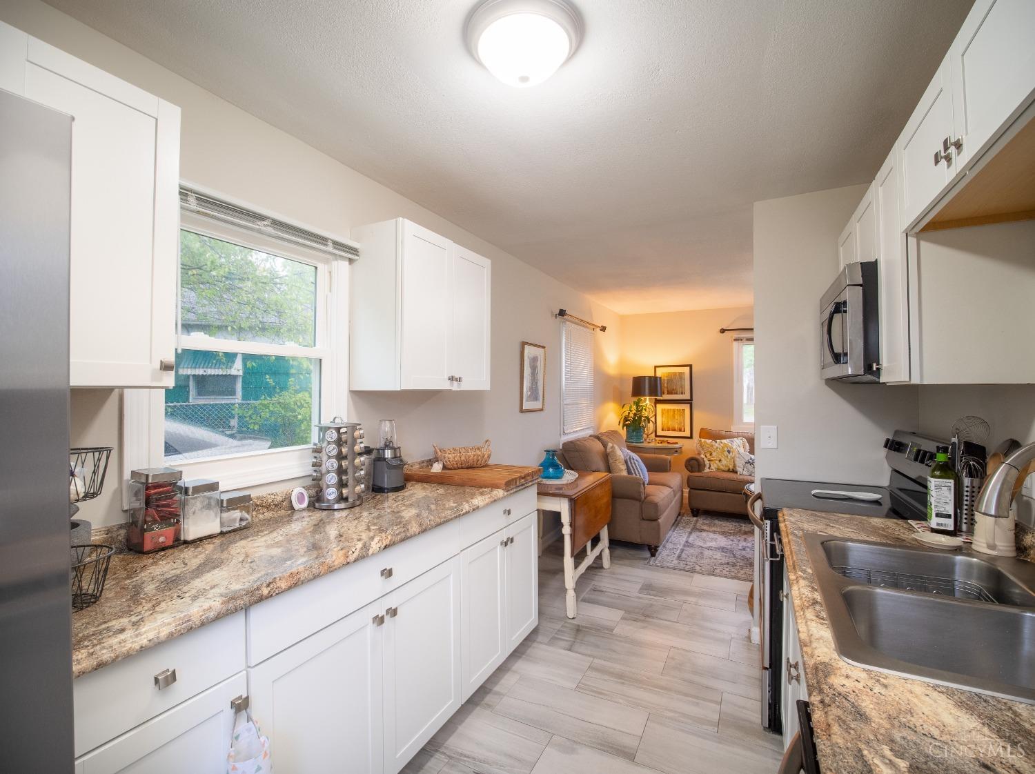 1009 Lindale Court