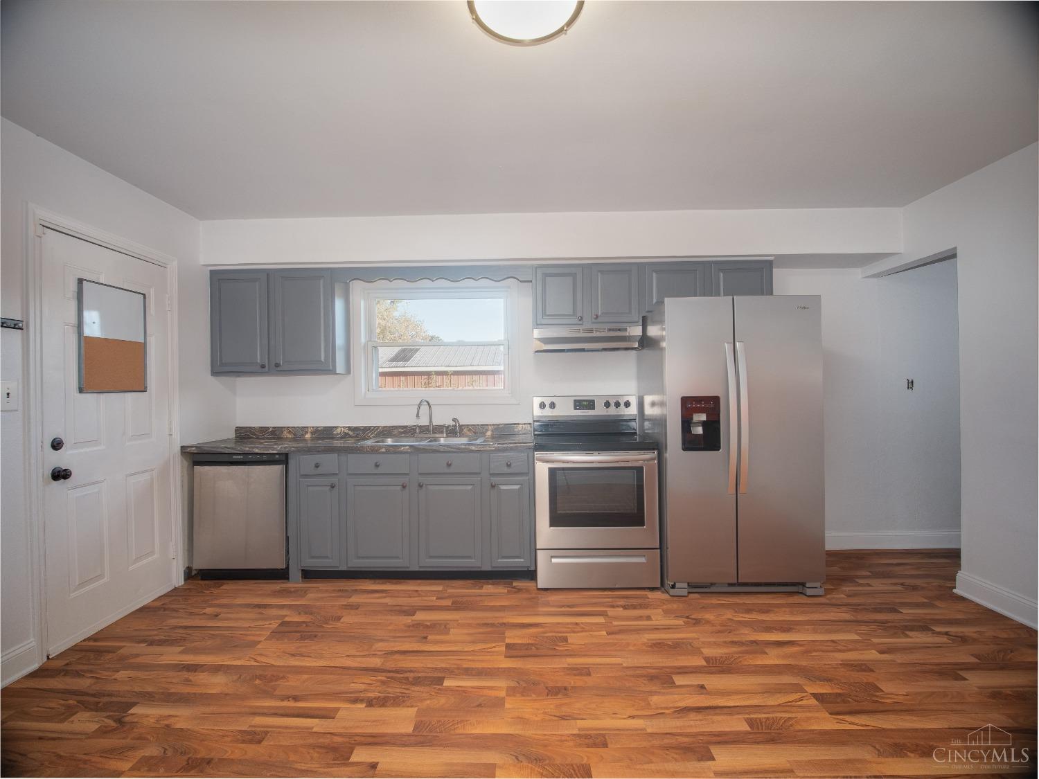 5524 Glendell Drive
